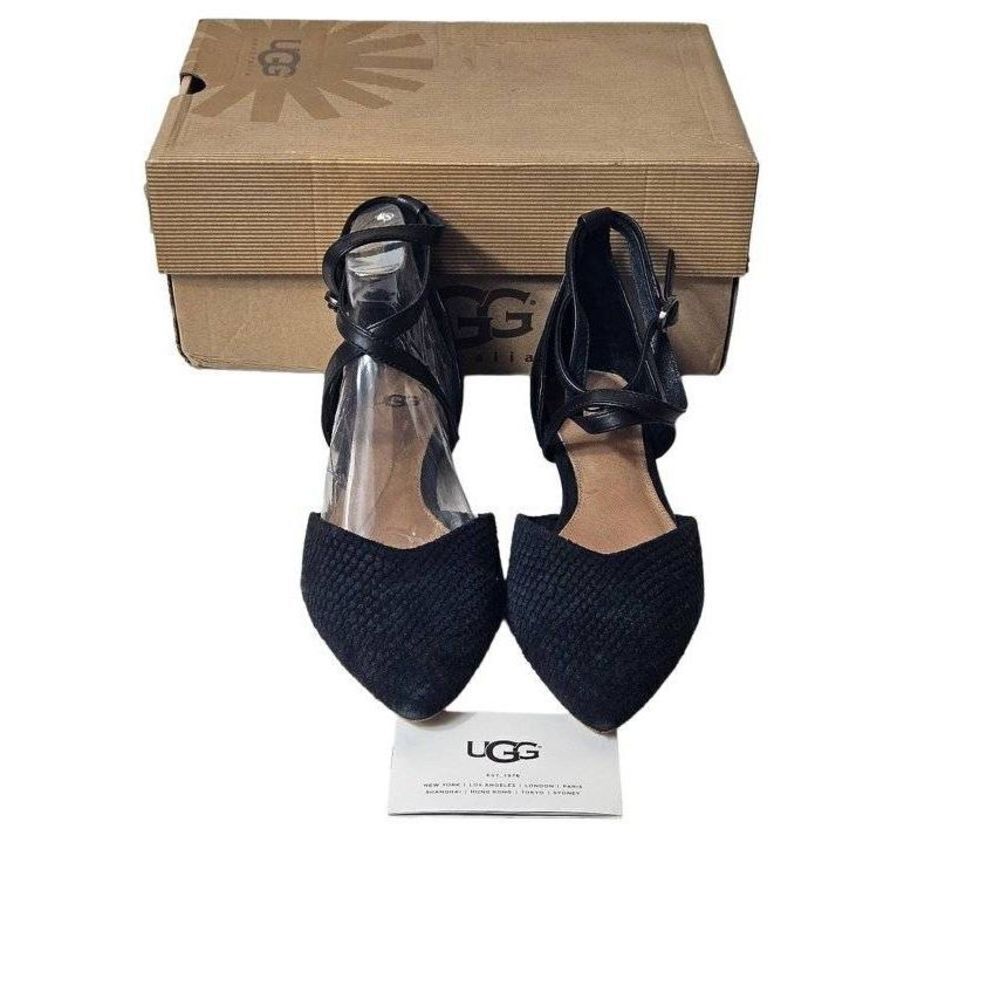 UGG  ladies Izabel Mar flats Nwb‎